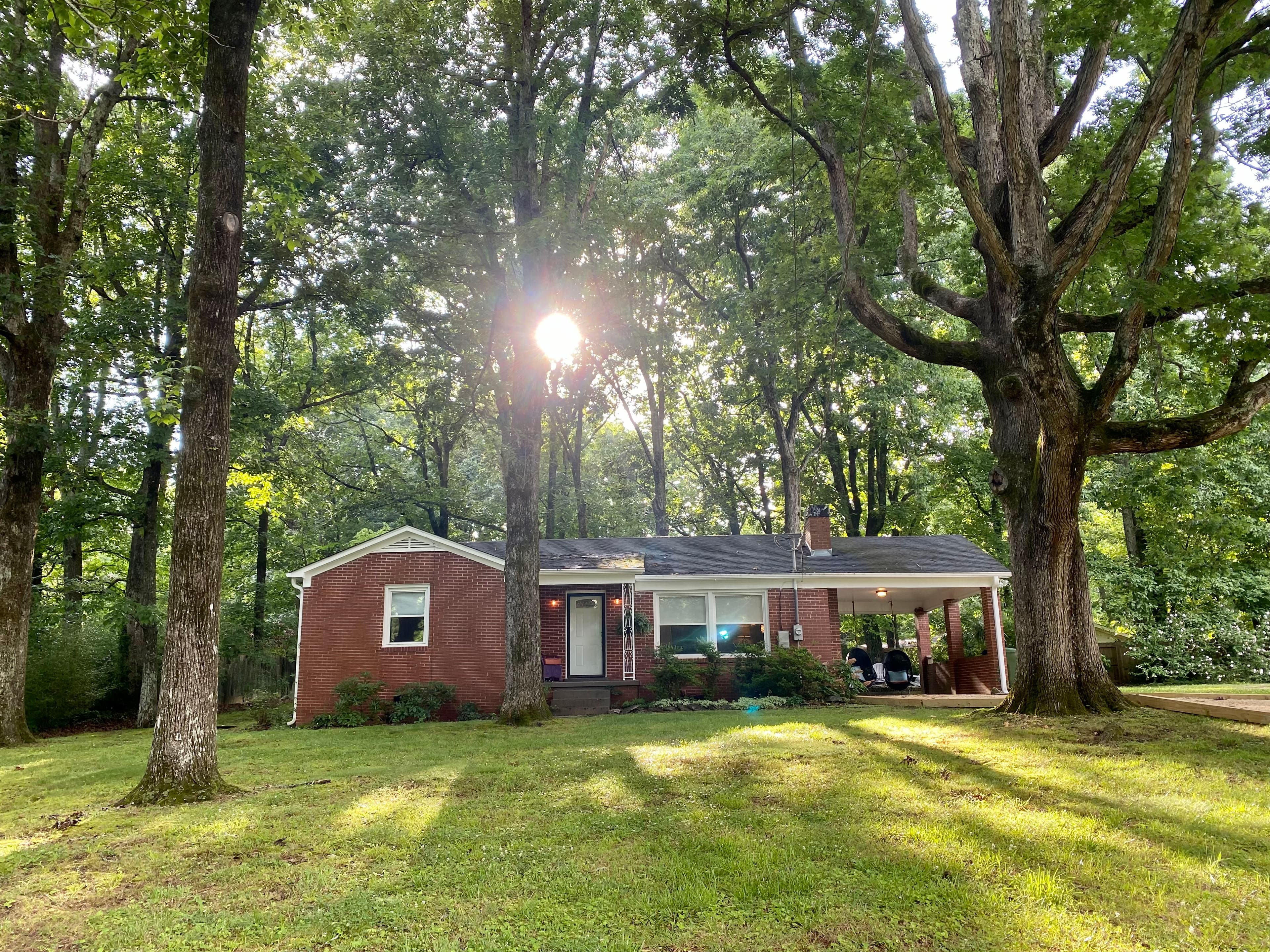 Furnished Ranch + Studio-Monte Sano
