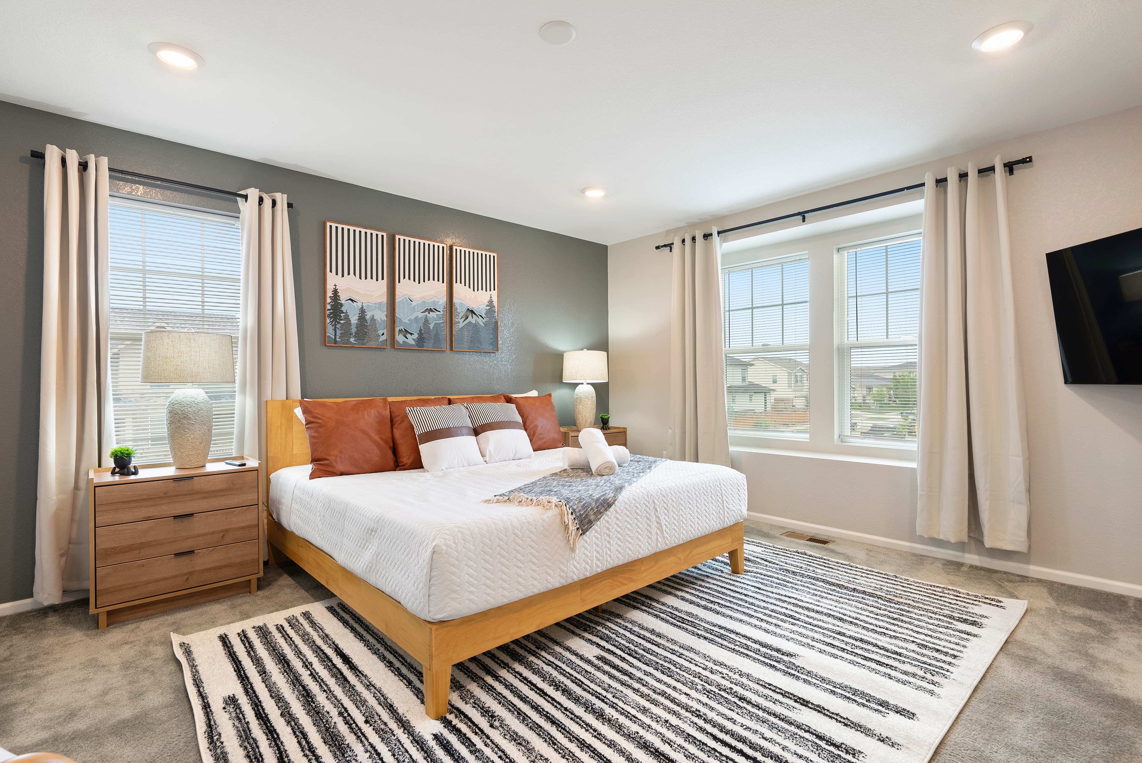 3BR Near DIA&Gaylord •Move-Ready 4