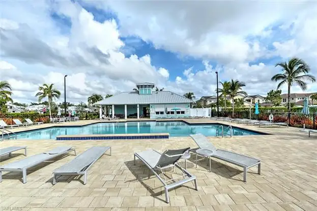 2/2 plus den Bayshore Naples