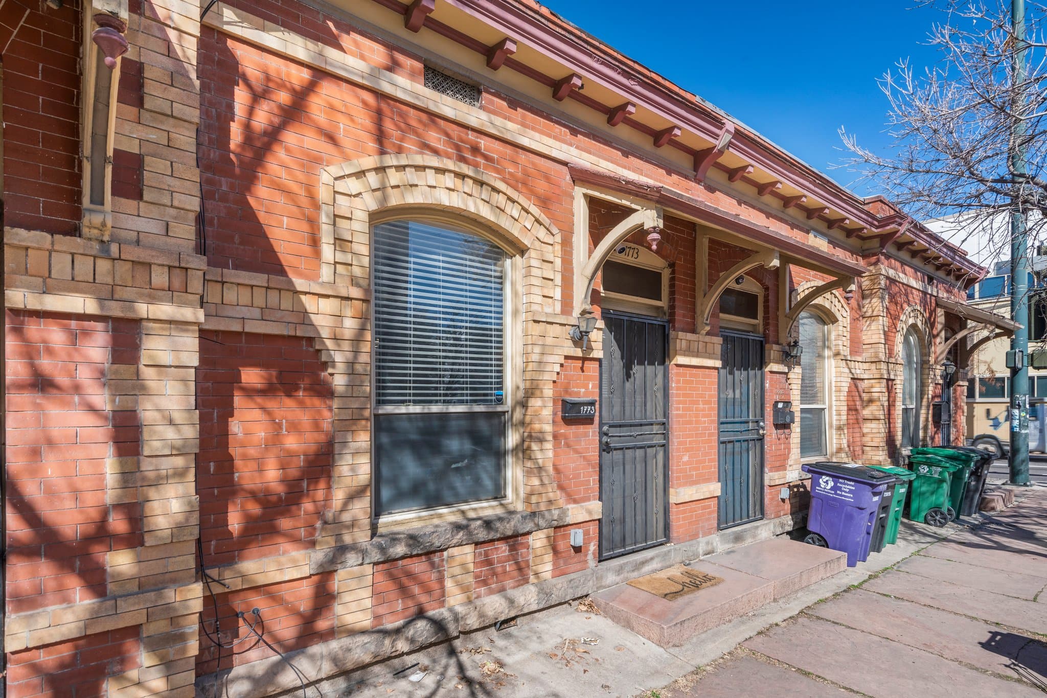 HISTORIC Rowhome in Uptown Denver 3