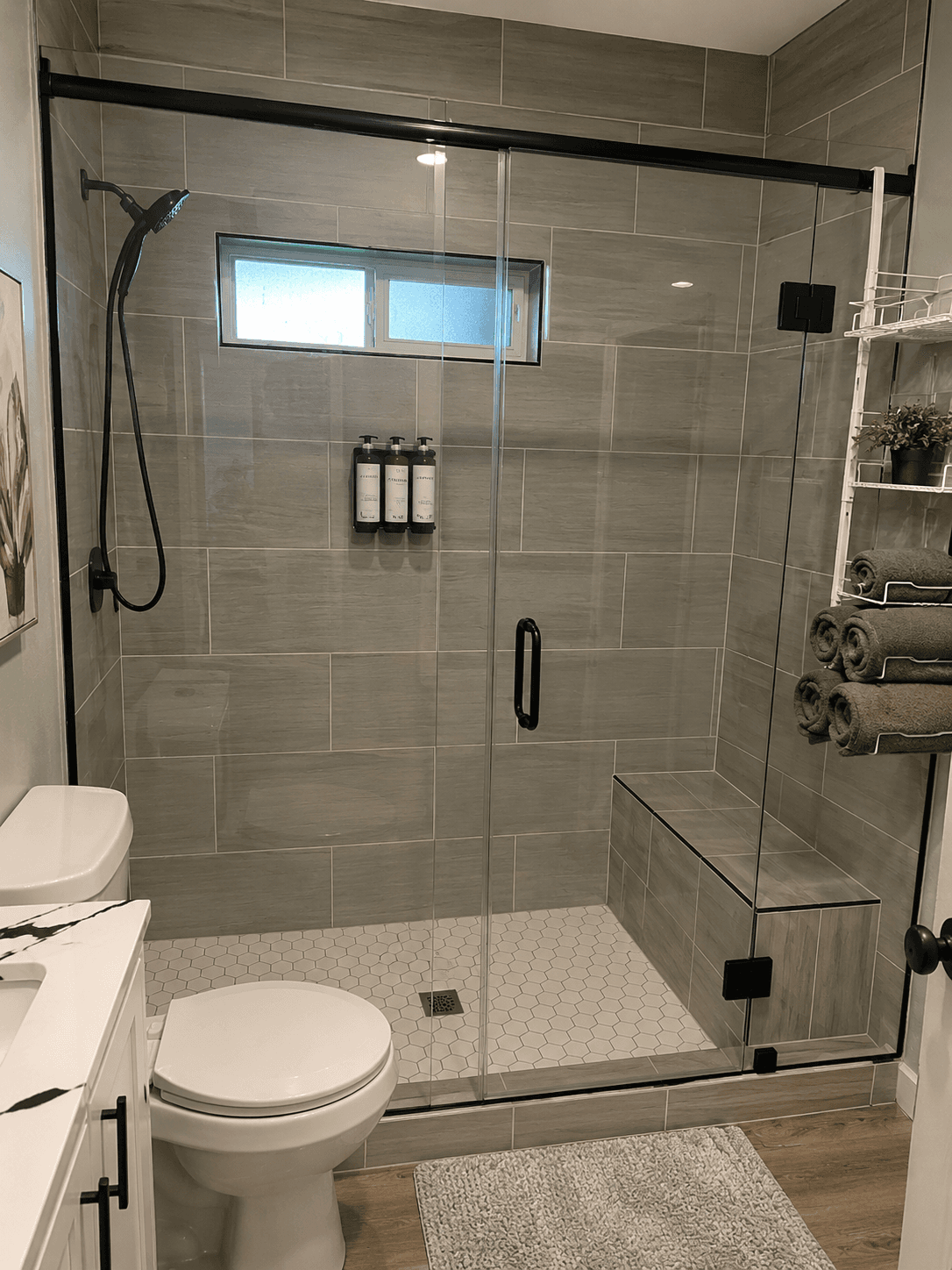 1BR w/Parking Near BART 3