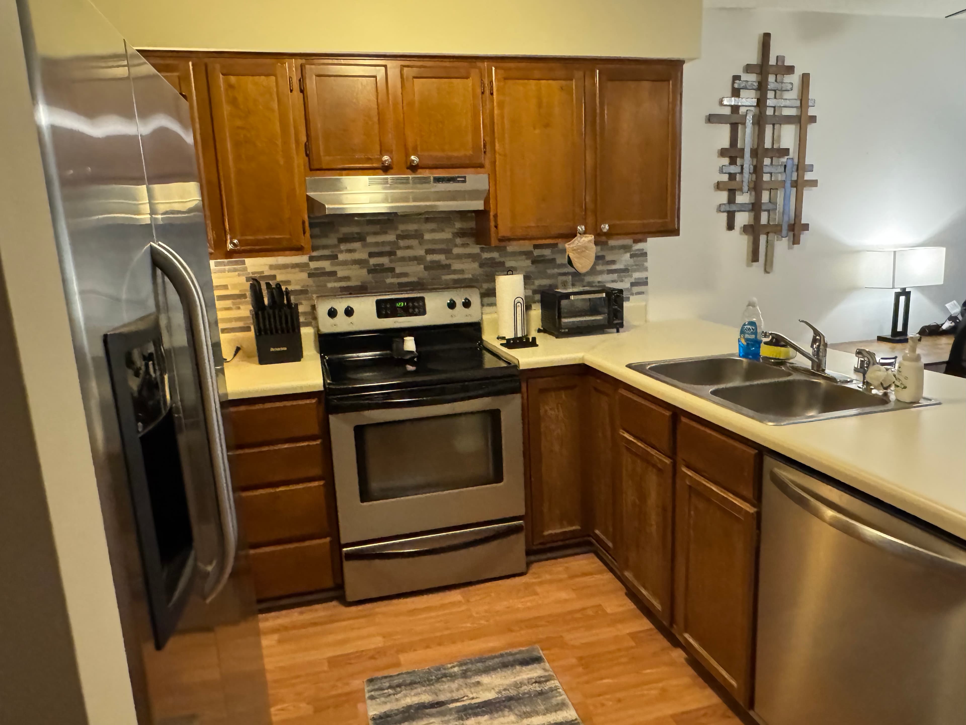 Cozy 2BD/2BA Condo near Hospital! 4