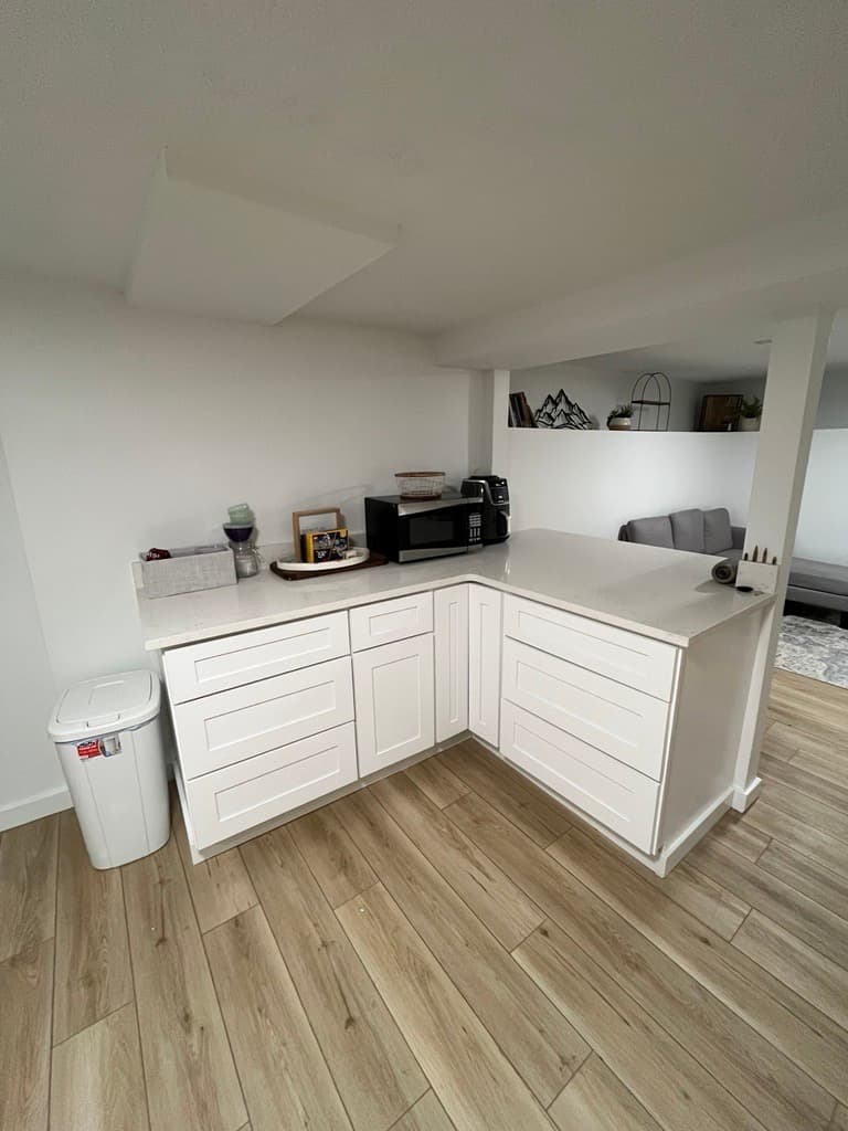 Basement Apartment in Layton 5