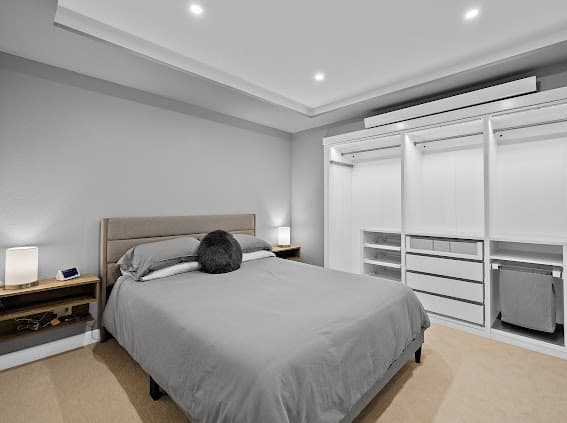 Modern 2 Bdr in South Lake Union 4