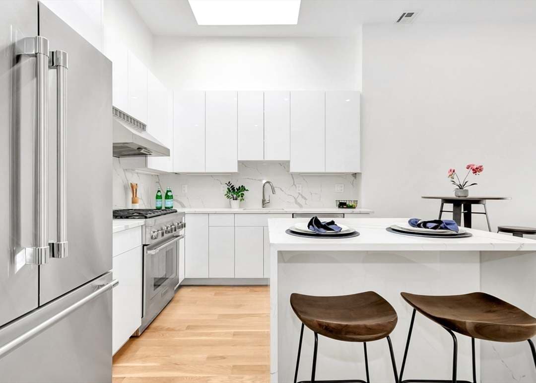 Luxury Brighton Loft | 1BR/1.5BA 4