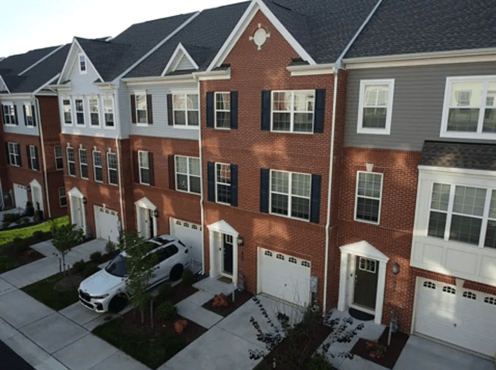 Desirable Elkridge TH Community! Ce