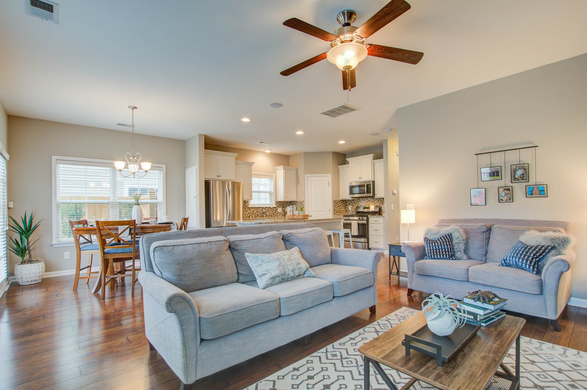 Angel Oak Retreat – Elegant Home  2