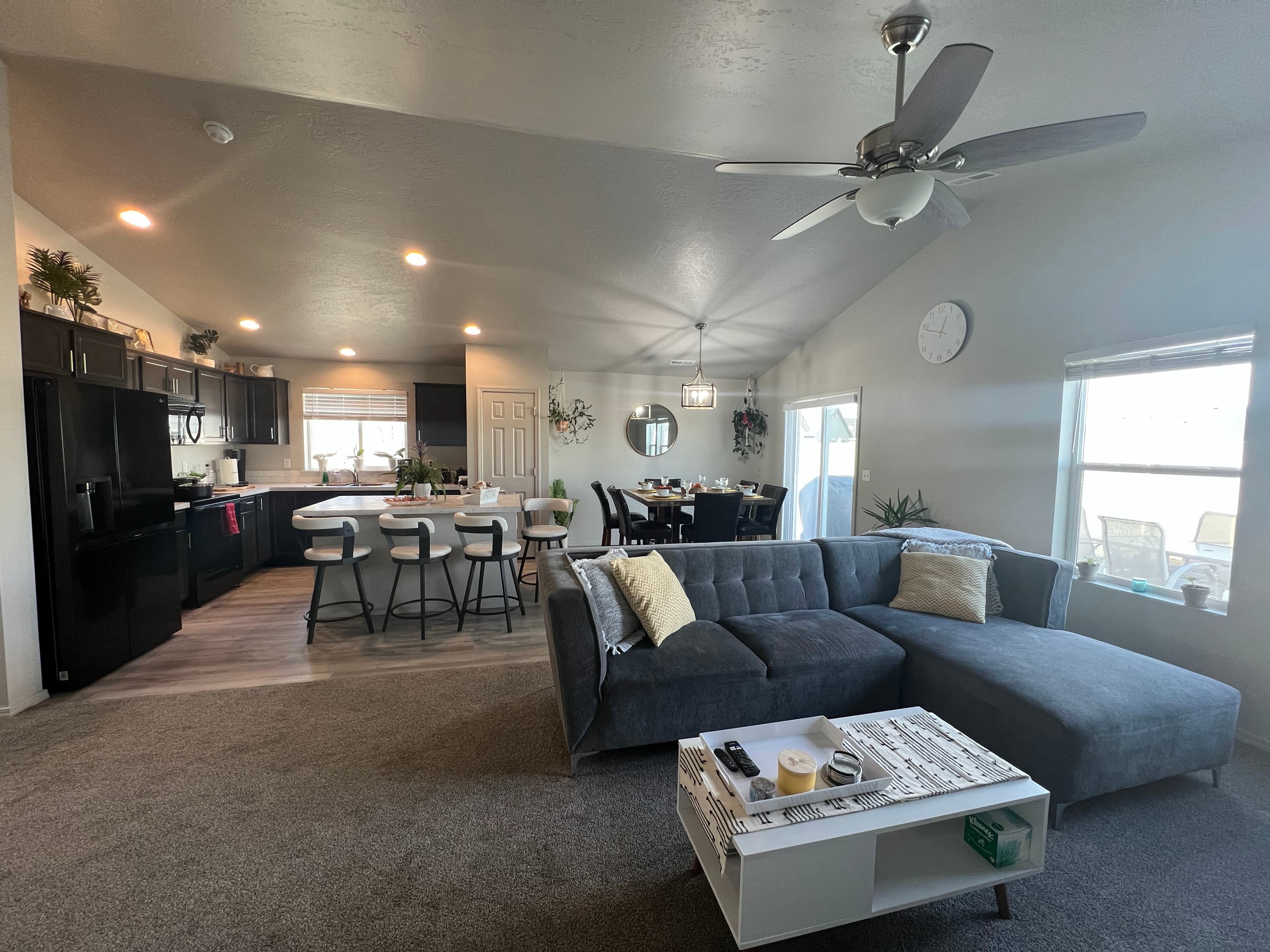 Hot Tub, Amenities Galore, Big Yard 3