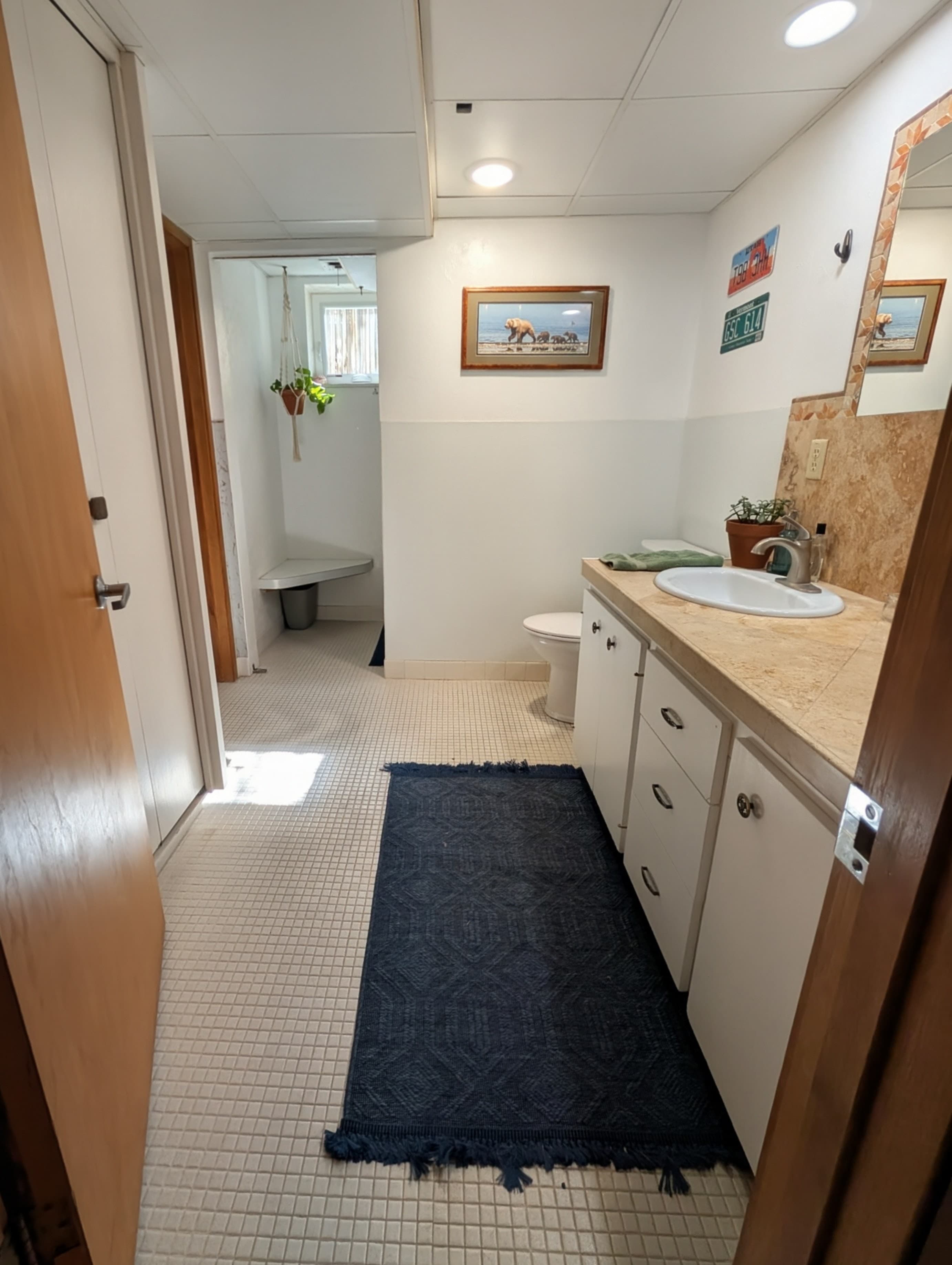 Bright 1BR Walk-Out w/ Flex Space  5