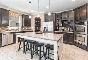 Perfect 4BR transition home 3