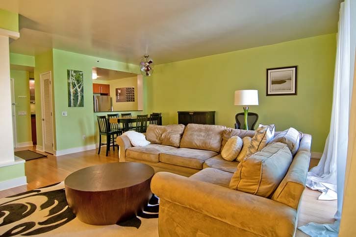 SUPERB 1 BED/ 1 BATH APARTMENT