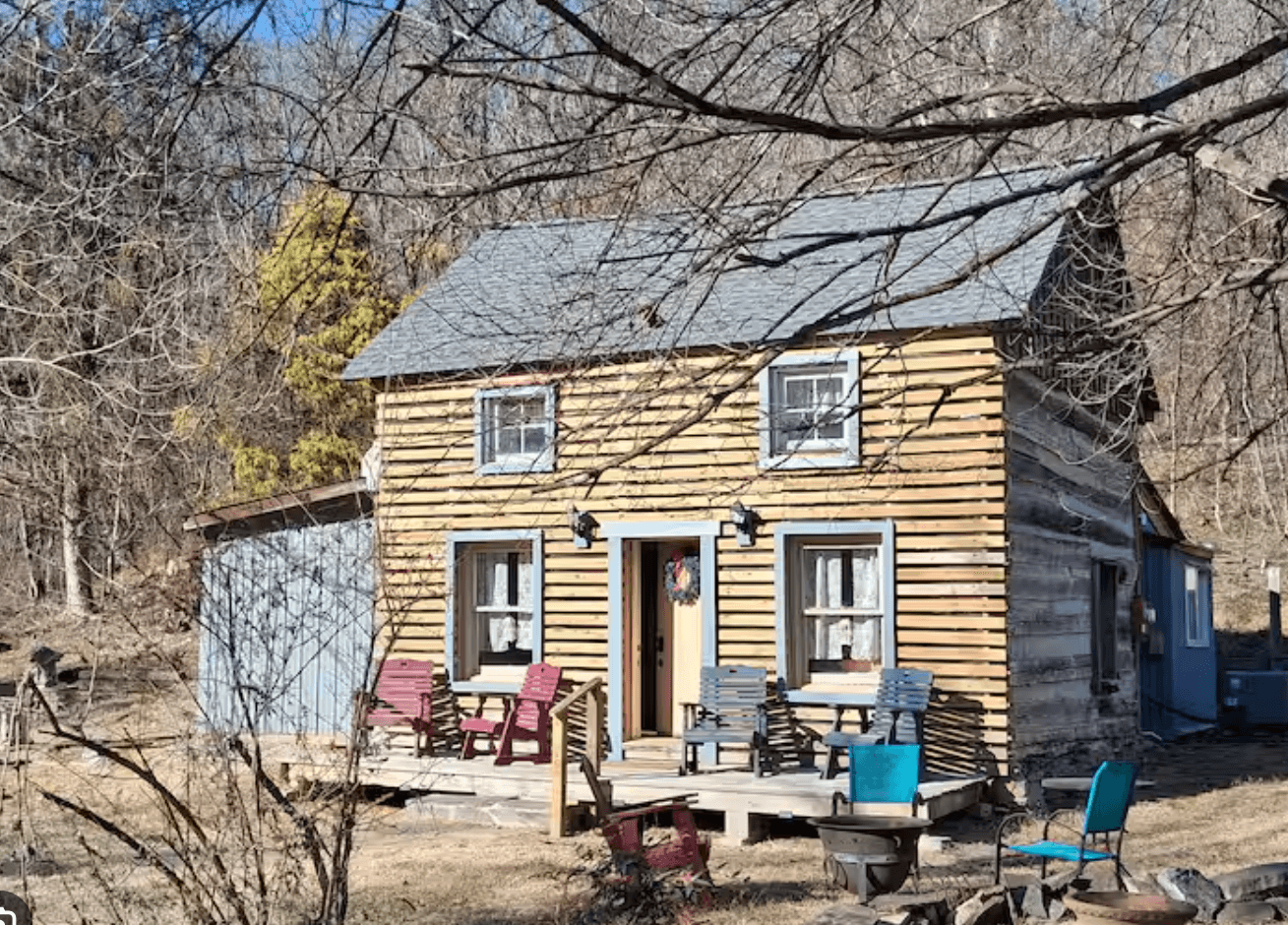 Pet Friendly Peaceful Mountain Cabin