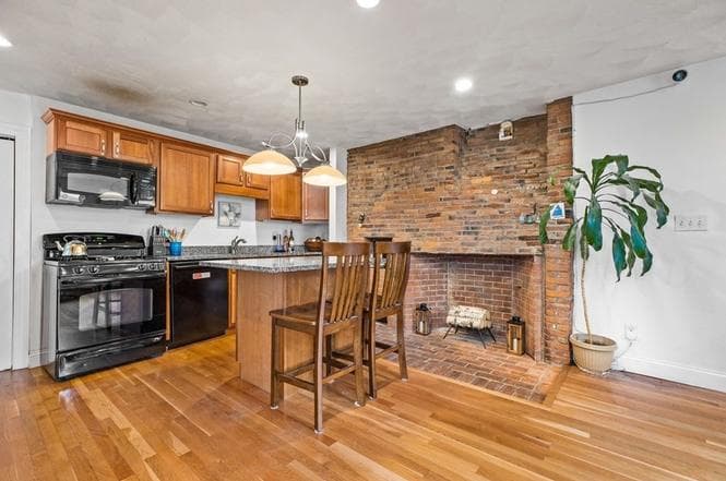Modern 1BR in Downtown Beverly