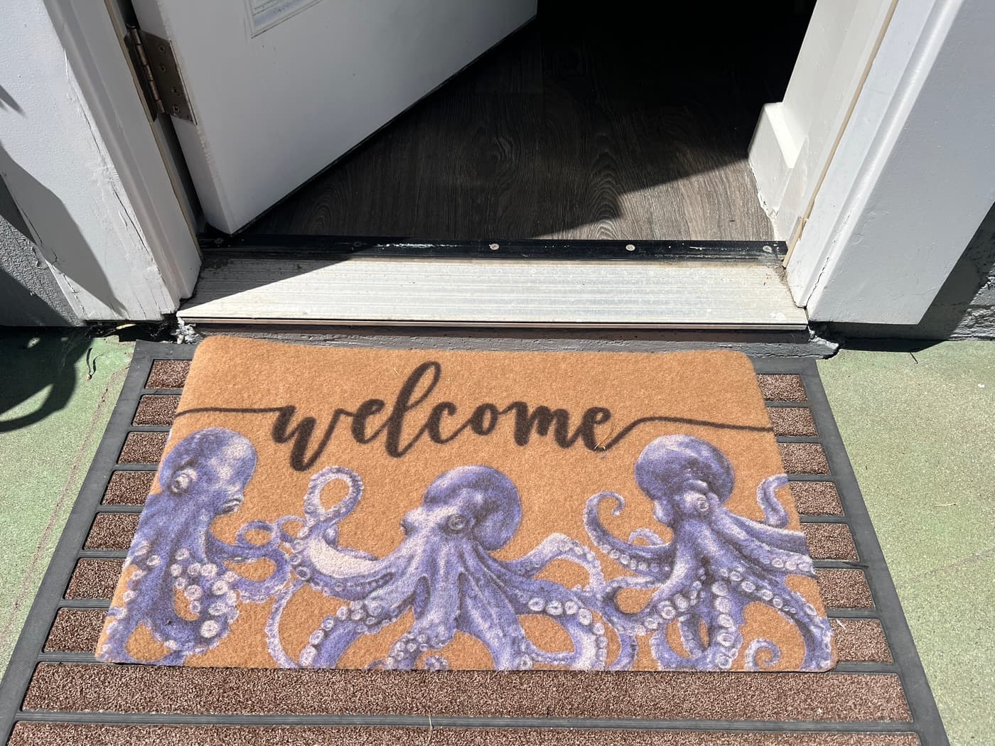 Octopus' Garden - Beachside Studio  2