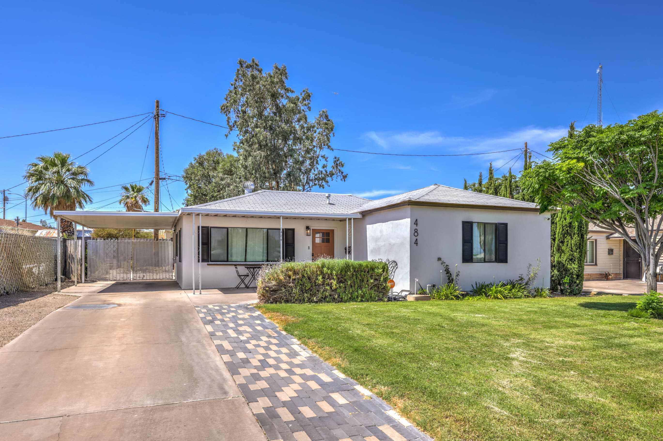 Fully Furnished Charming Bungalow