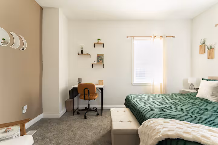 Private Rm Downtown, Monthly Stays 4