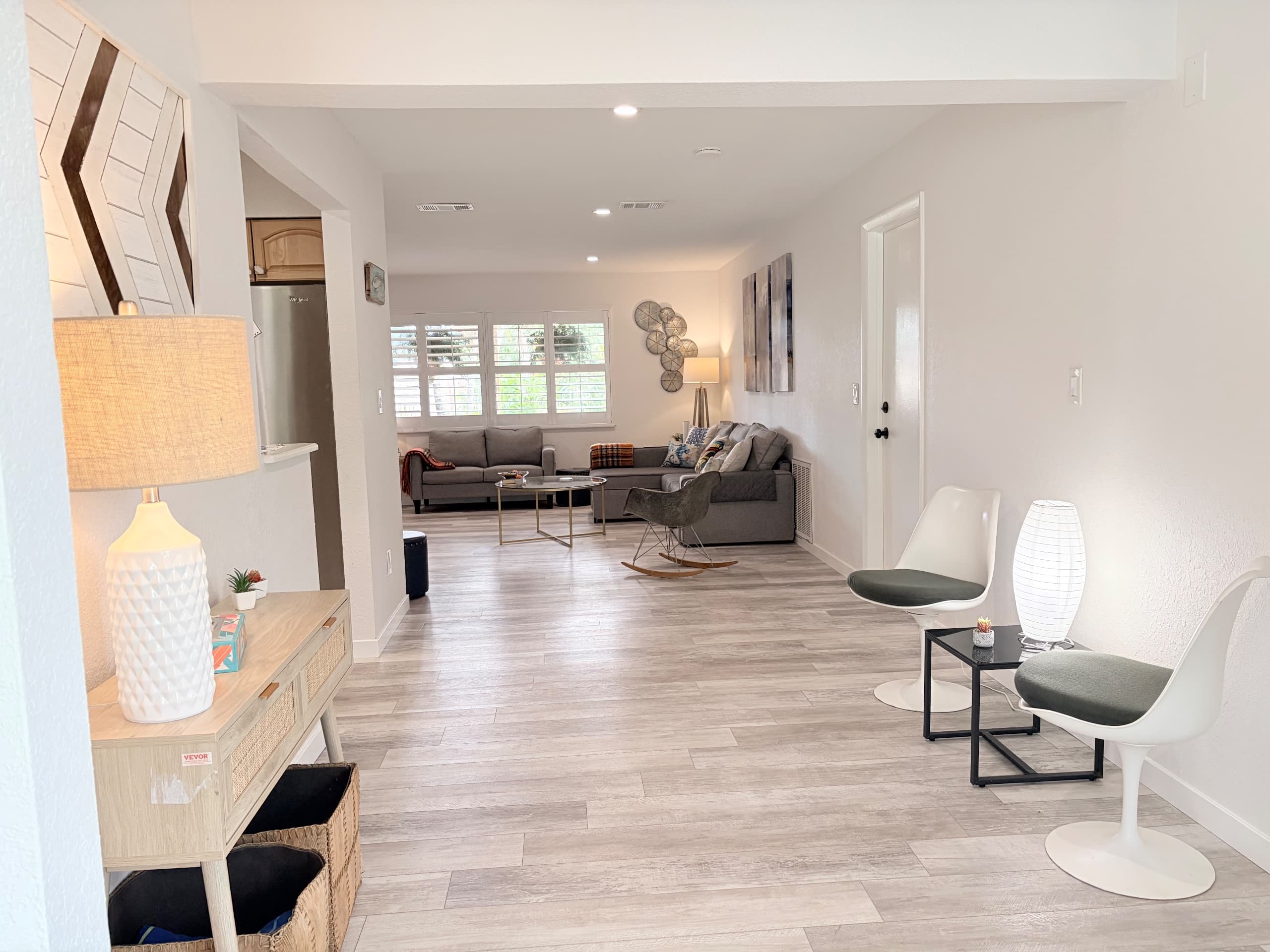 Luxe Beachsidd Home with pool 3