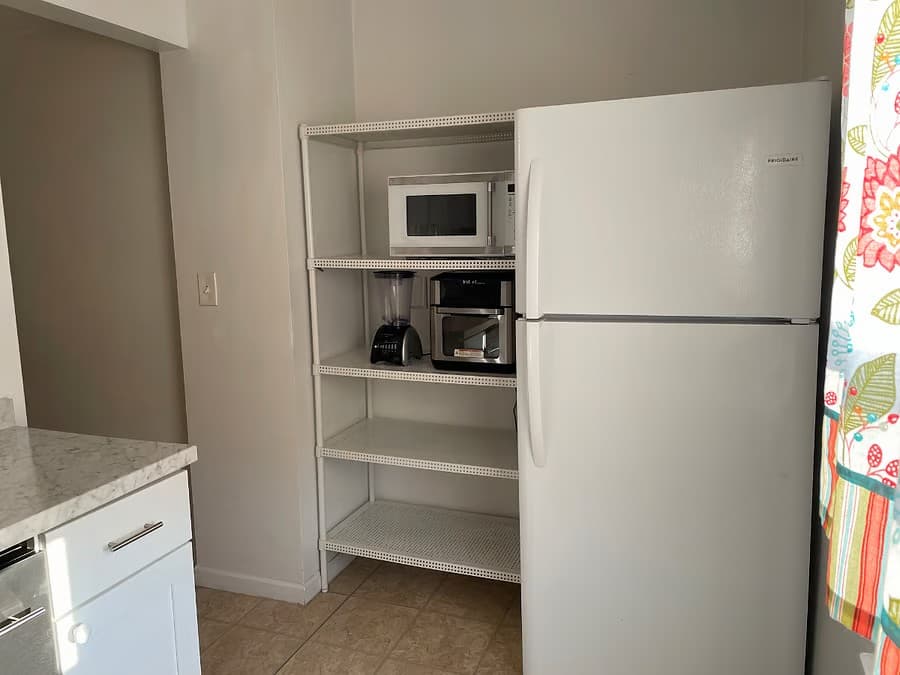2br upper updated fully furnished 5