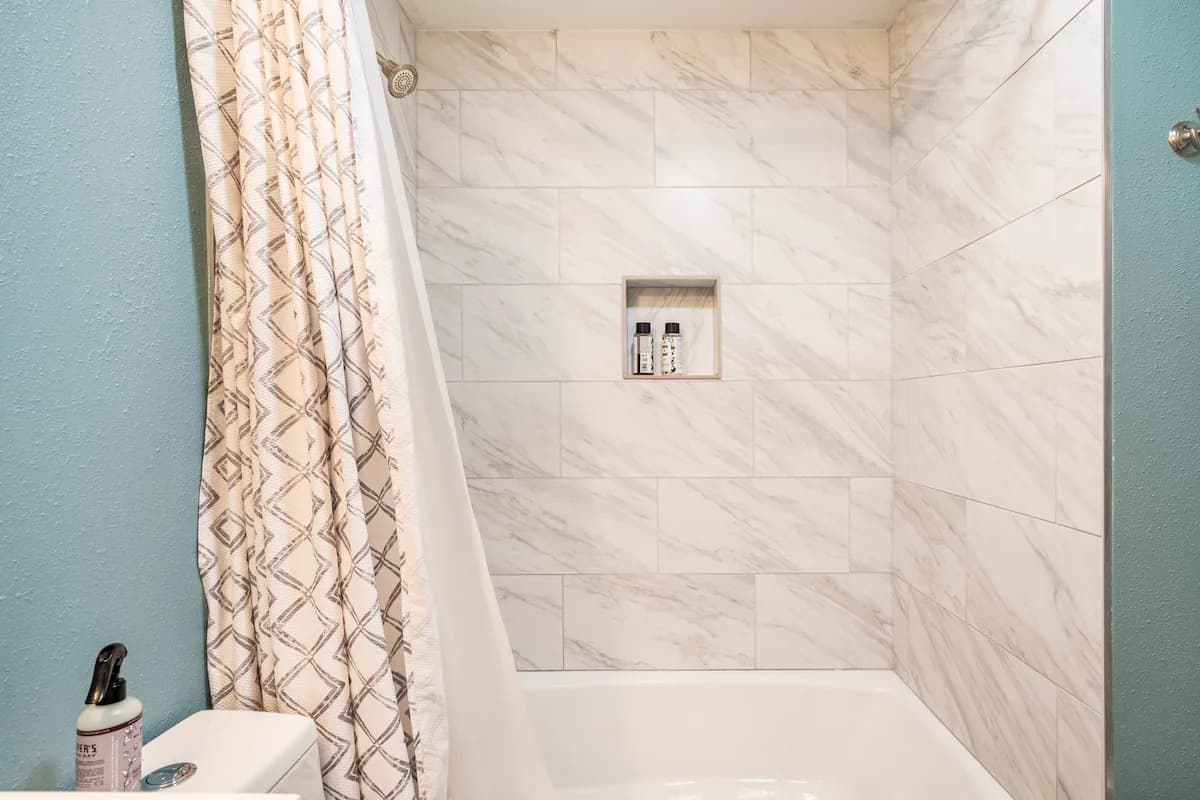 Centrally located Seattle haven 5