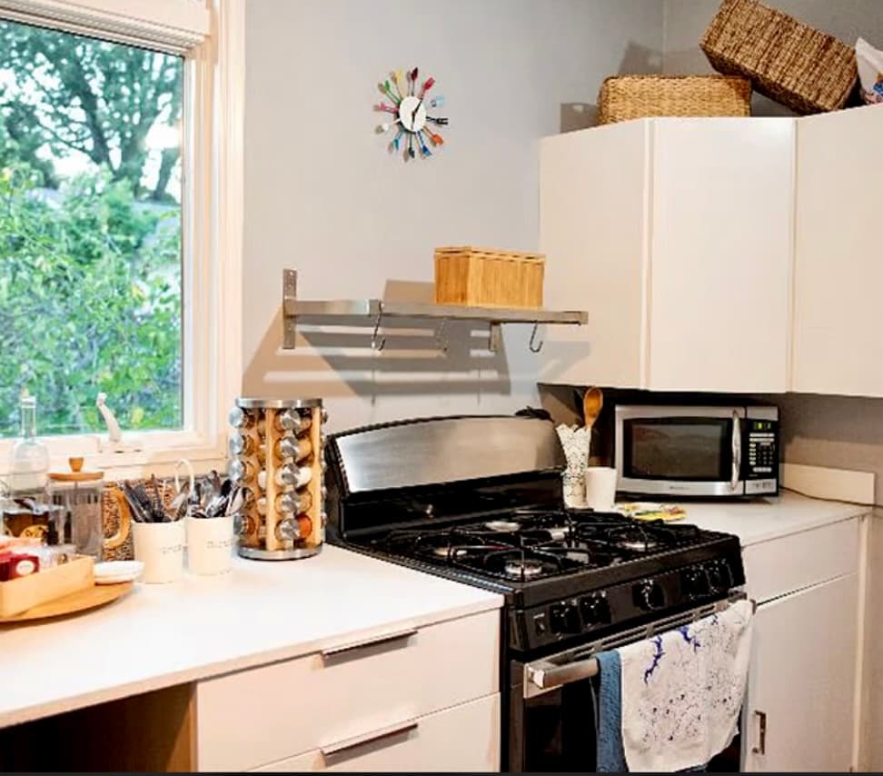 Carriage house cottage 3