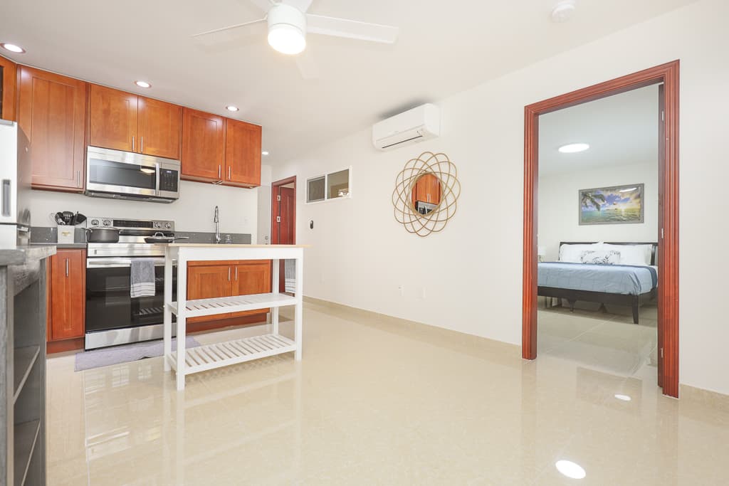 New Furnished Kaimuki 2BR  2