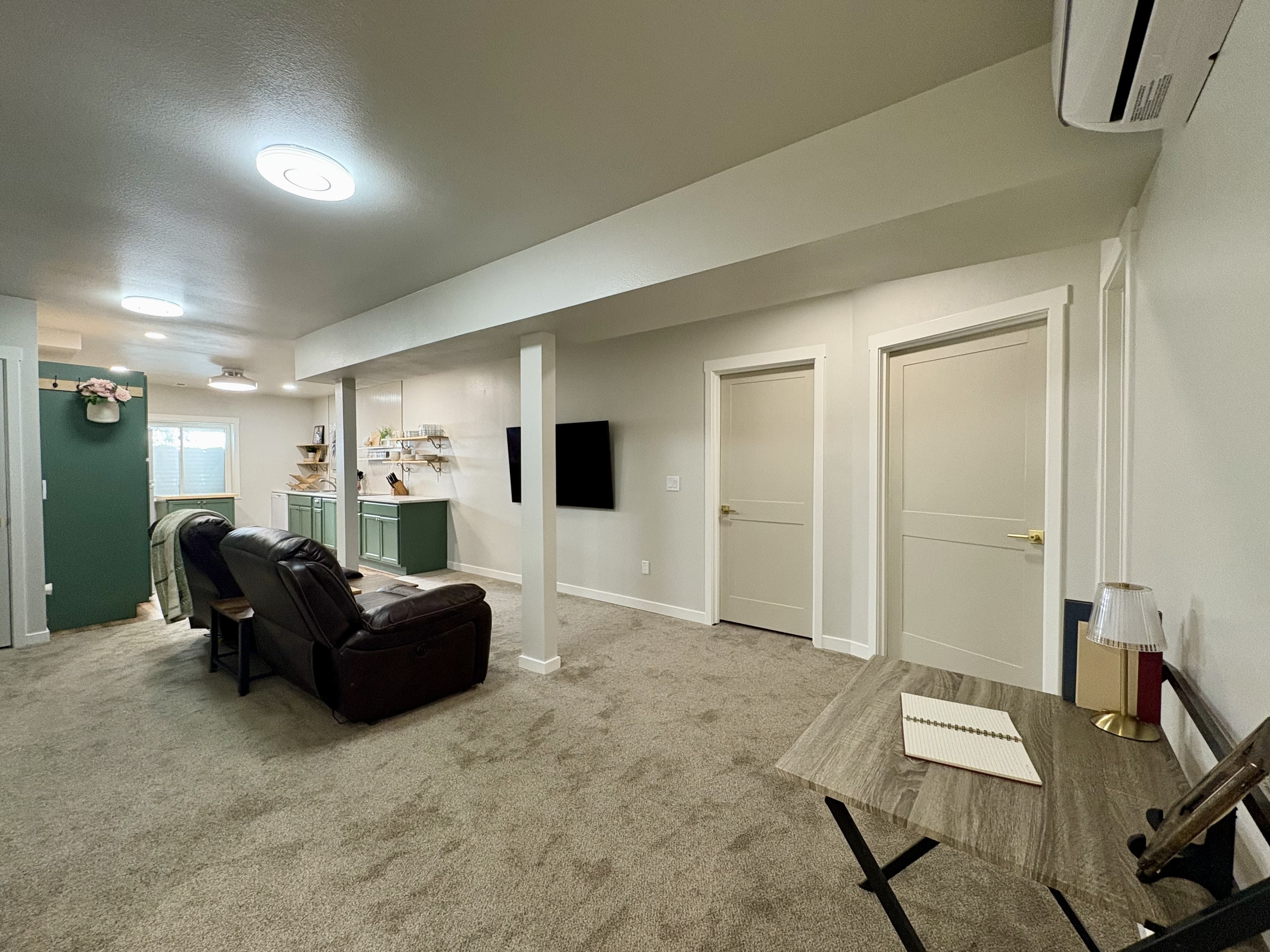 Private Garden-Level 2BR/1BA 4