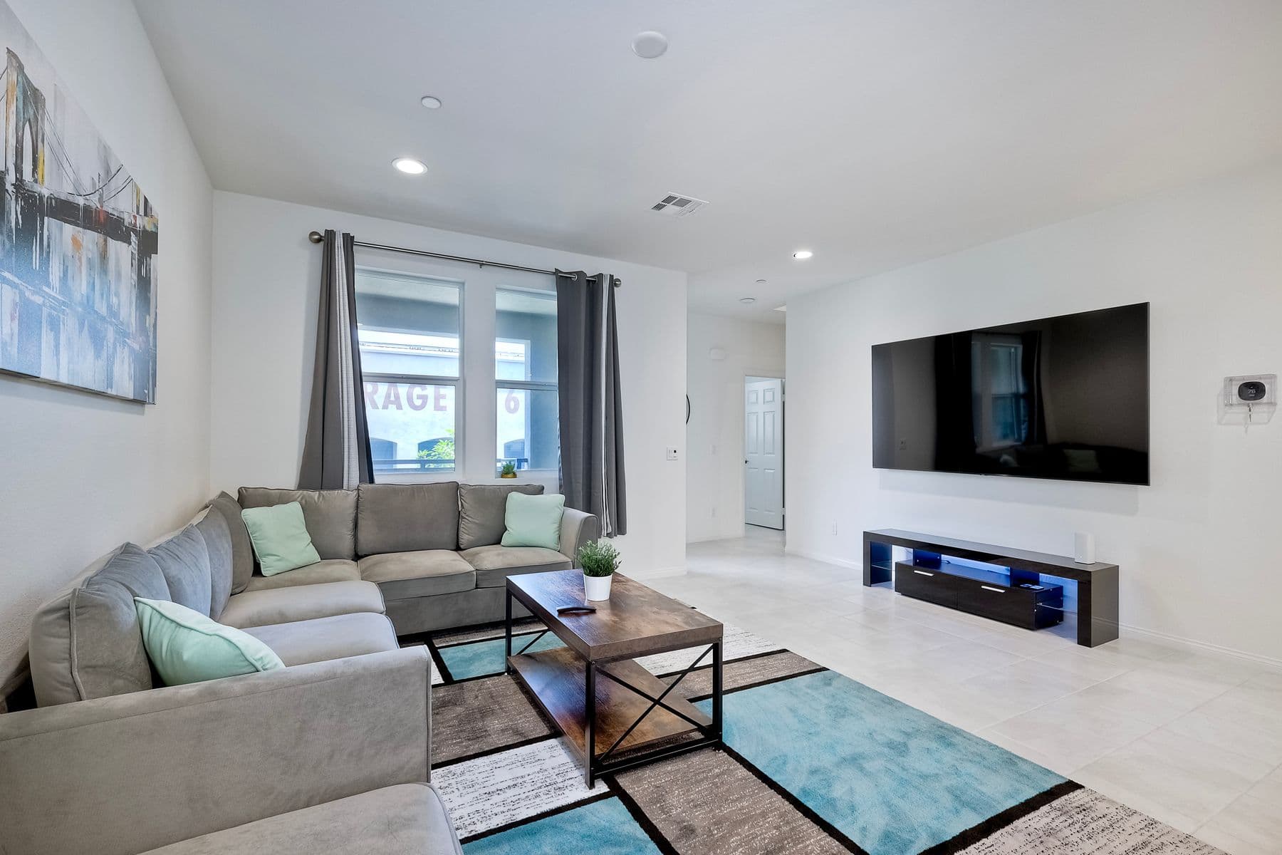 New Condo Near Freeway Entrance 4