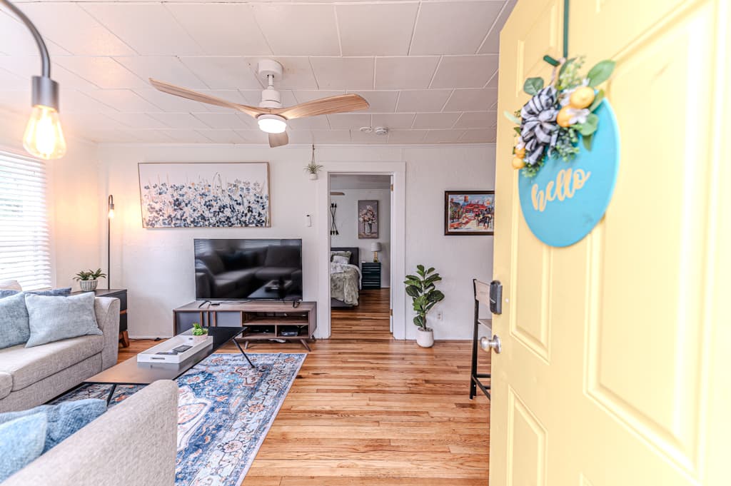 Charming Apartment in Historic Area