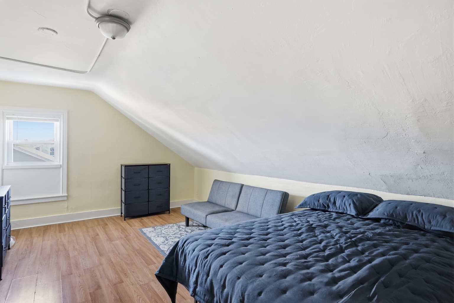 Great apt in a desirable location