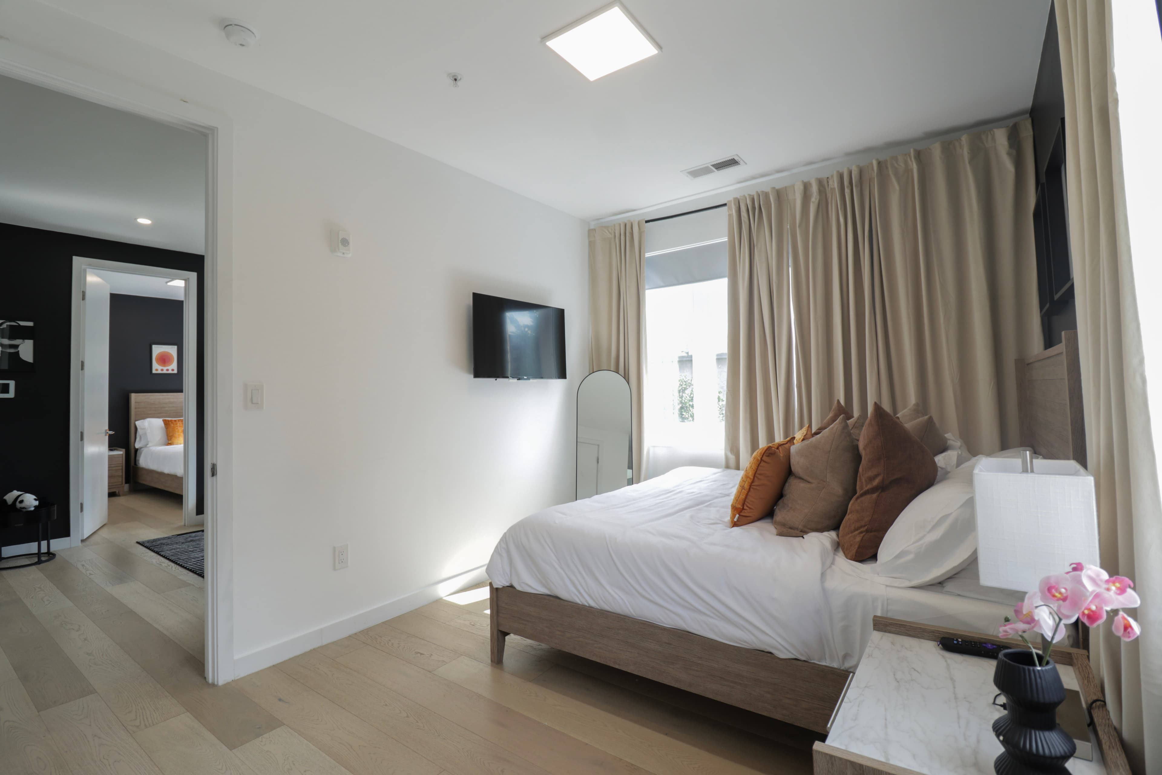 Stylish 2BR Retreat | Heart of DC  2