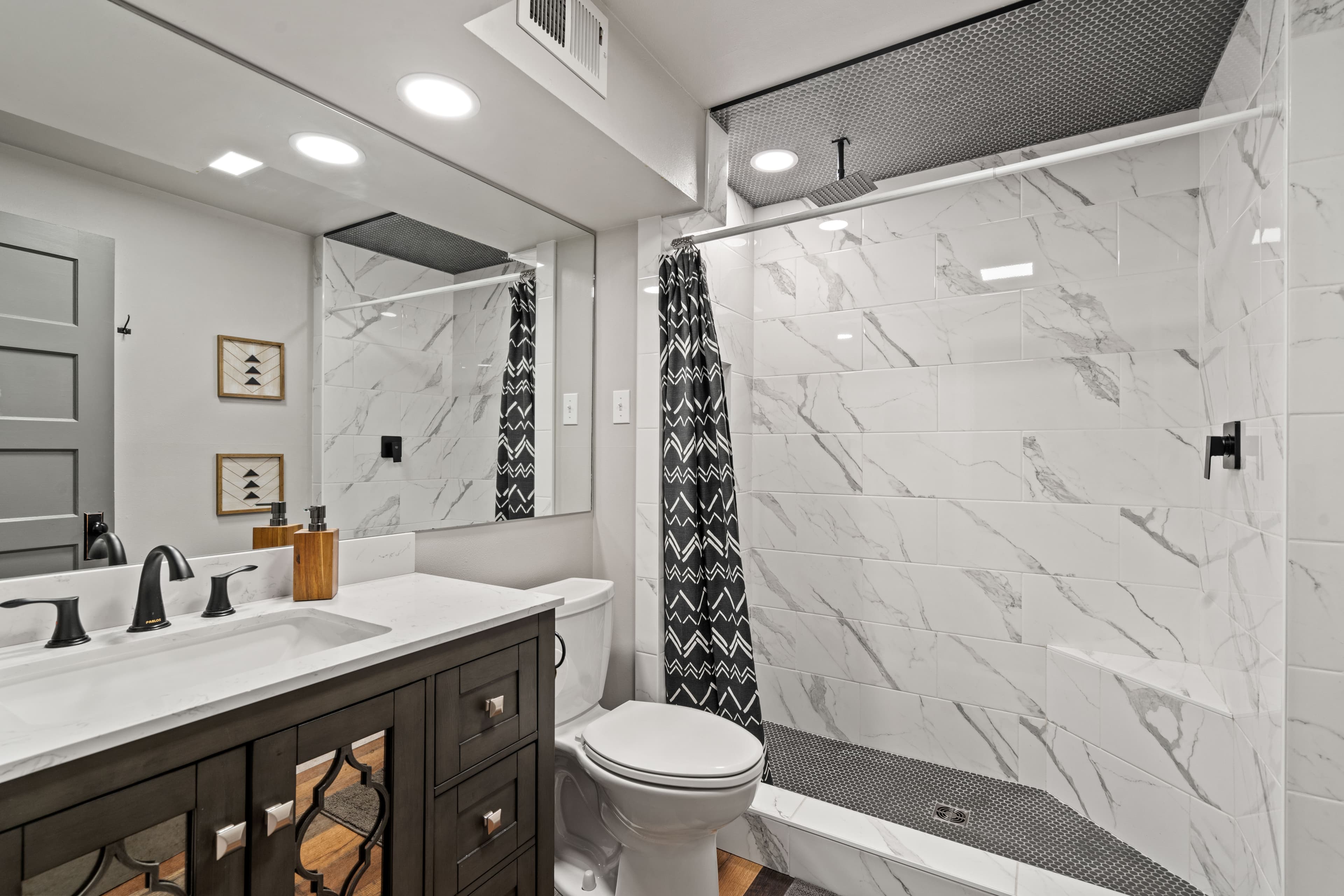 Cozy Home in Central Cheyenne  4
