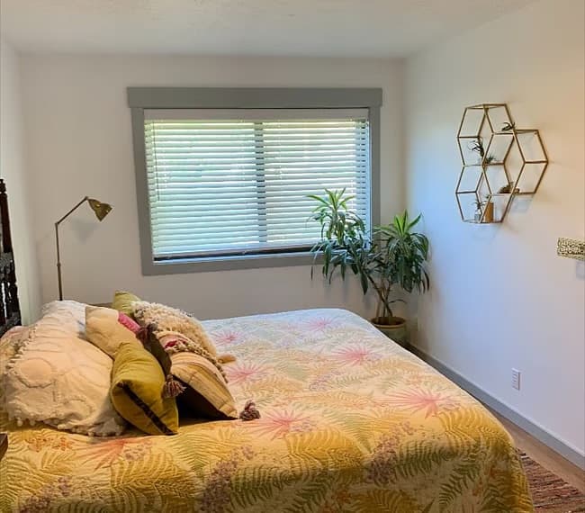 2BR Apartment in Quiet Neighborhood 2