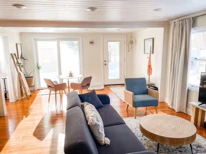 Furnished 3BR Near Portland, Maine 2