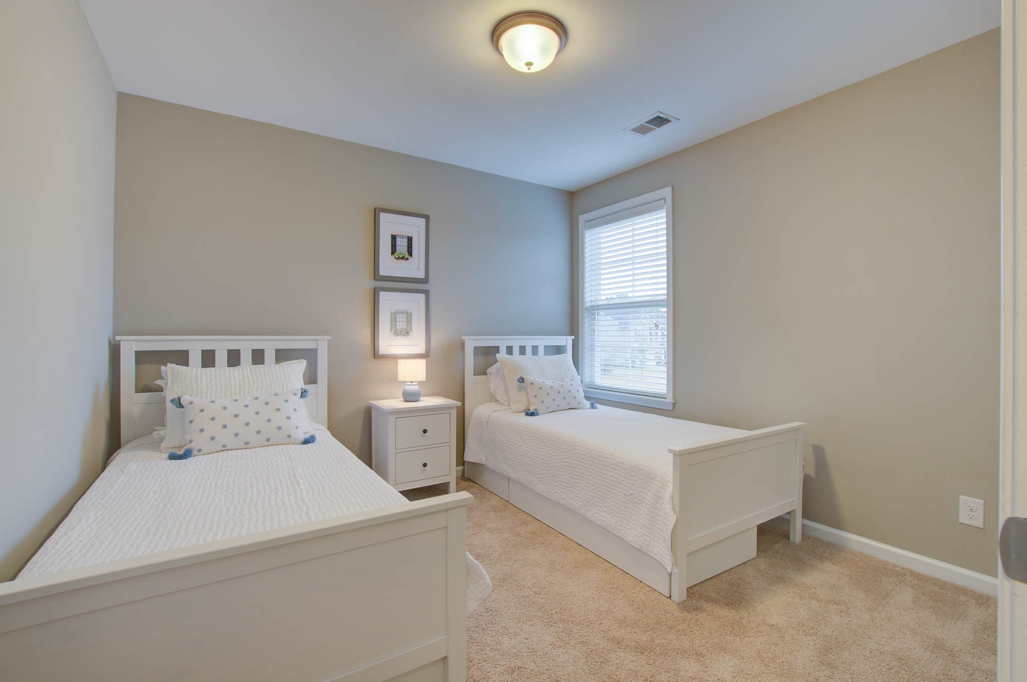 Angel Oak Retreat – Elegant Home  5