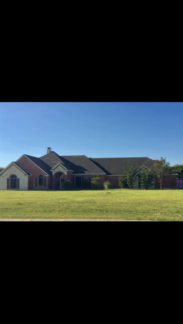 Spacious Family Home on one-acre
