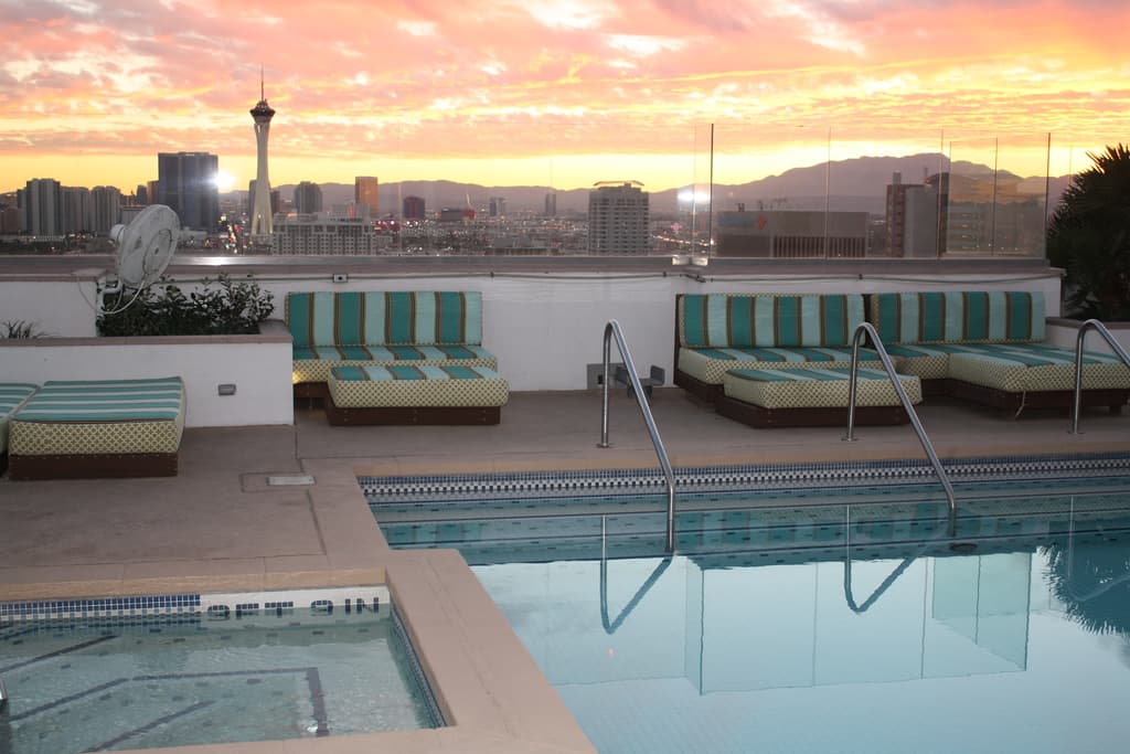 Opulent Ogden High Rise w Views 3