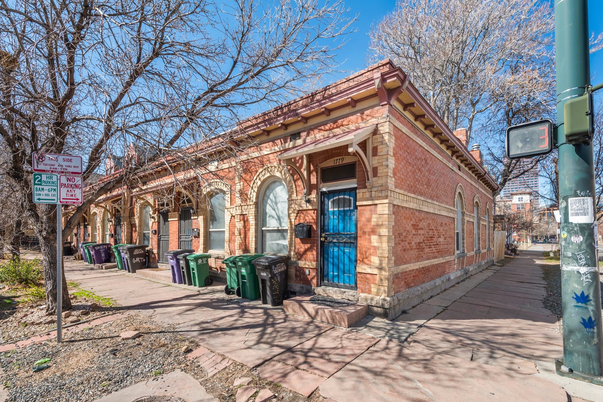 HISTORIC Rowhome in Uptown Denver 4