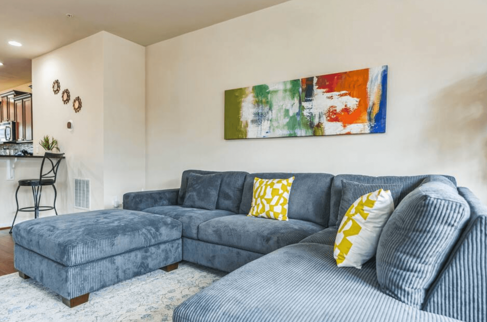 Central Elkridge Family Townhouse

 4