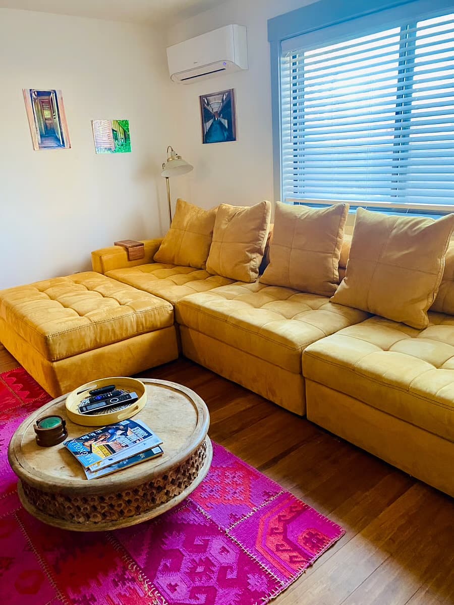2BR Apartment in Quiet Neighborhood 3