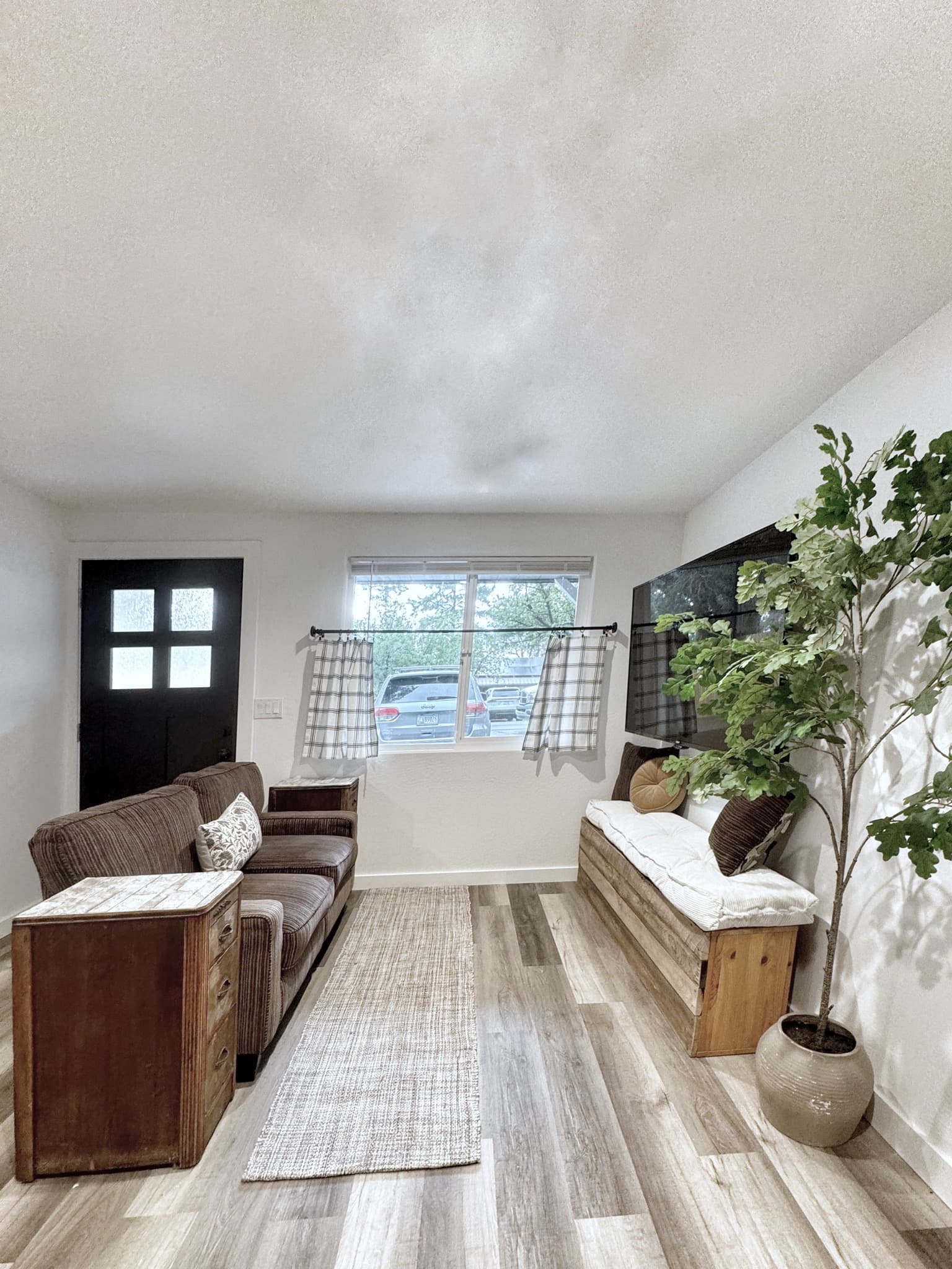 Blue Spruce Casita 1bd/1ba 4