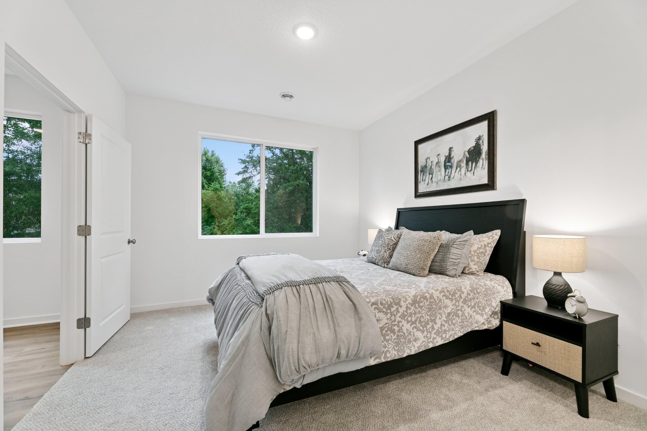 Easy & Cozy Rental Available 10/15 5