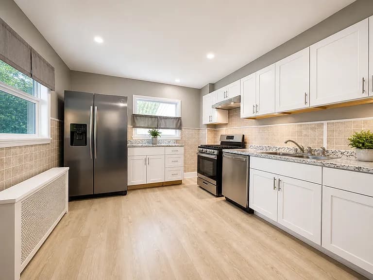     3 Bed 1 Bath Home 2