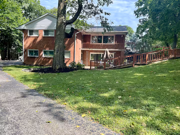 Pet-Friendly Spot Near Carmel Fun 4
