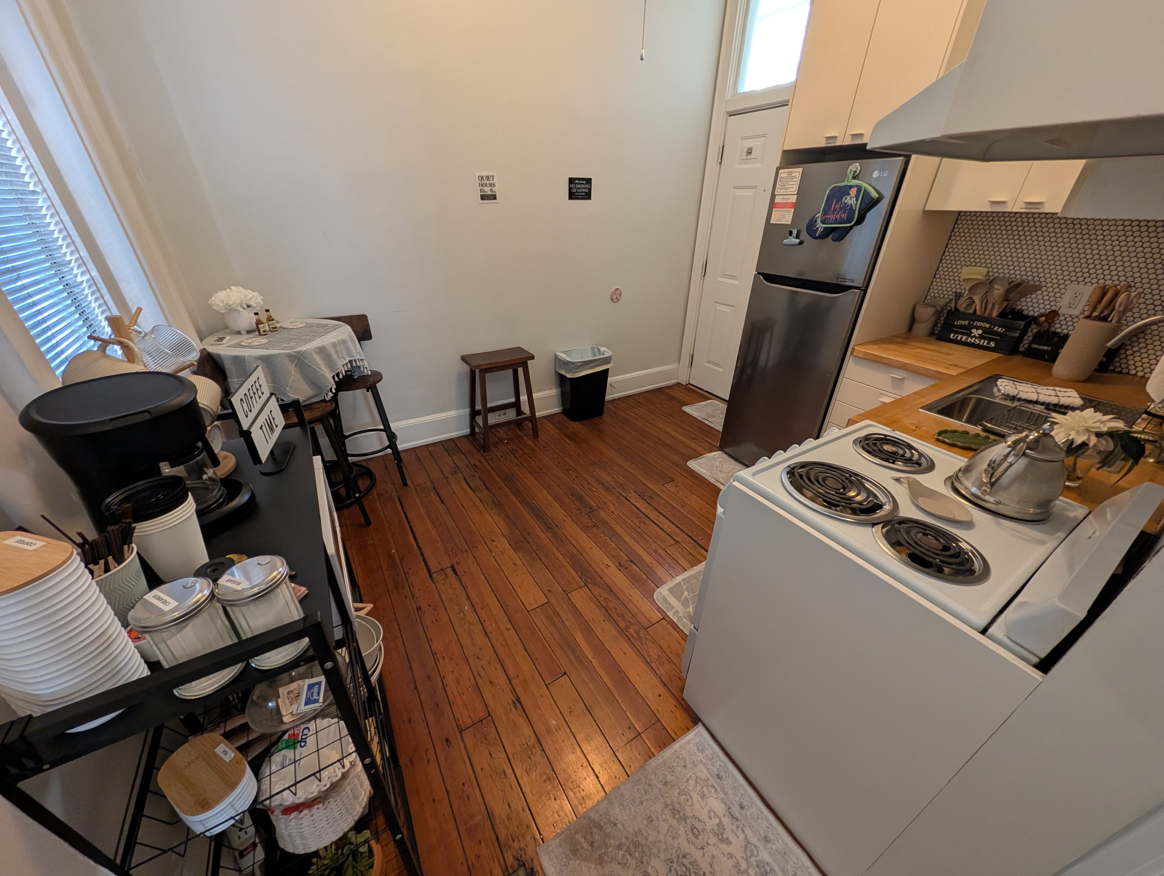 Heart of OTR - Cozy Boho style Apt 5