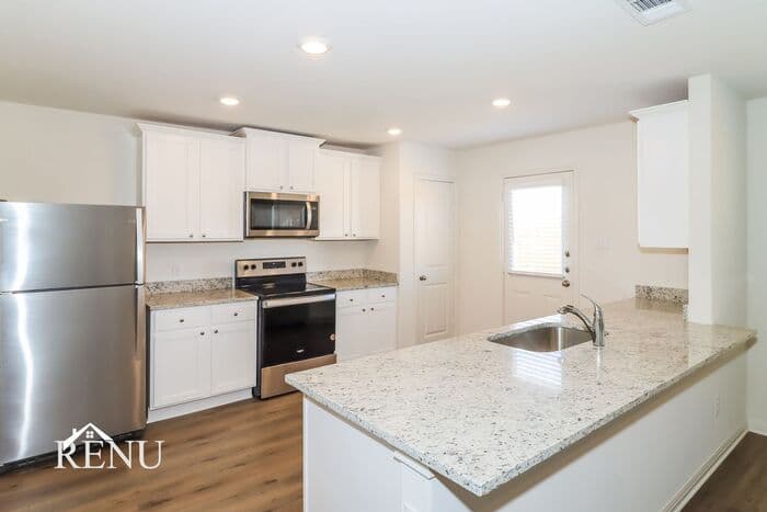 Modern Silvercrest Living 2