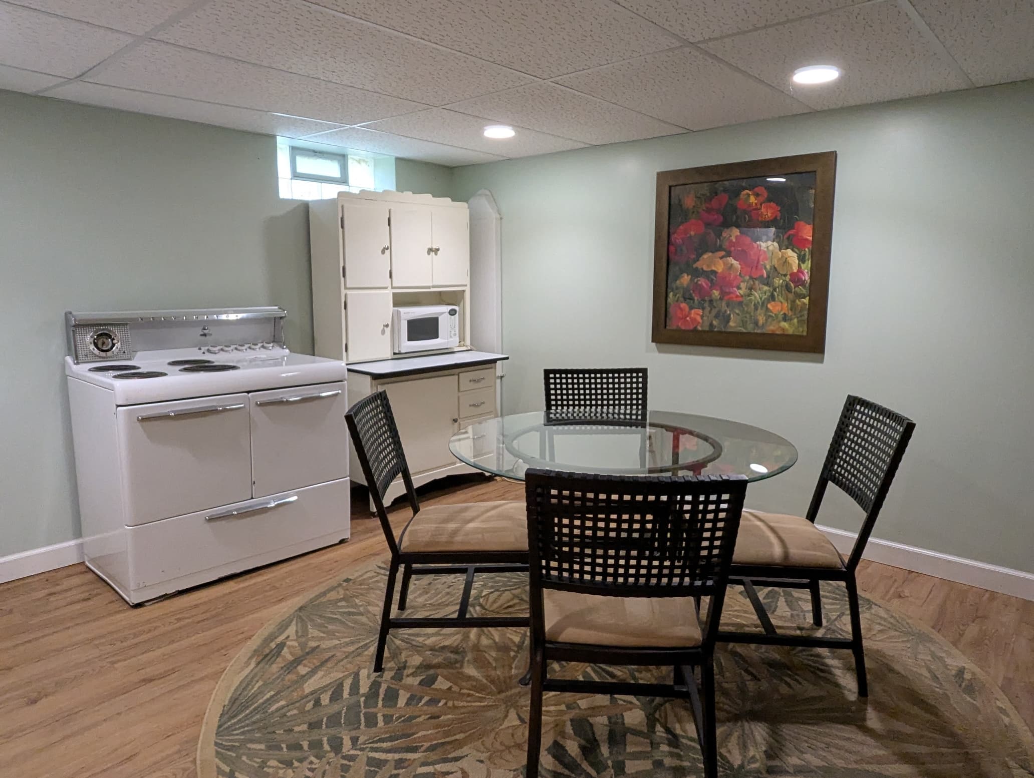 Efficiency apartment - Columbus, OH 3