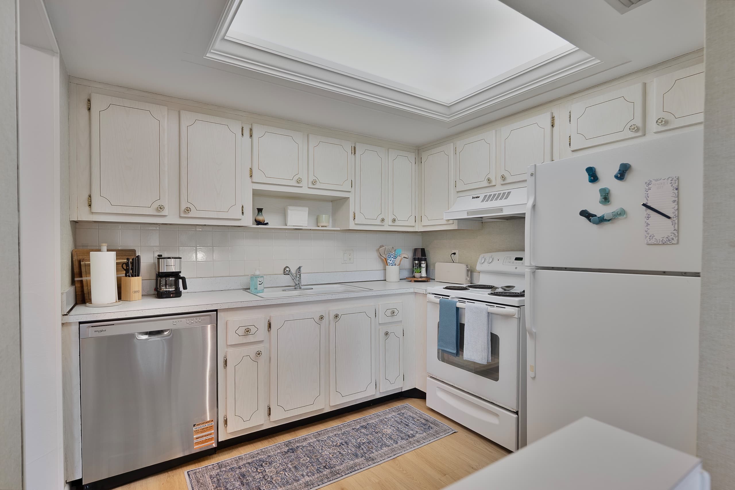 Stylish Condo For Relaxed Stays 3