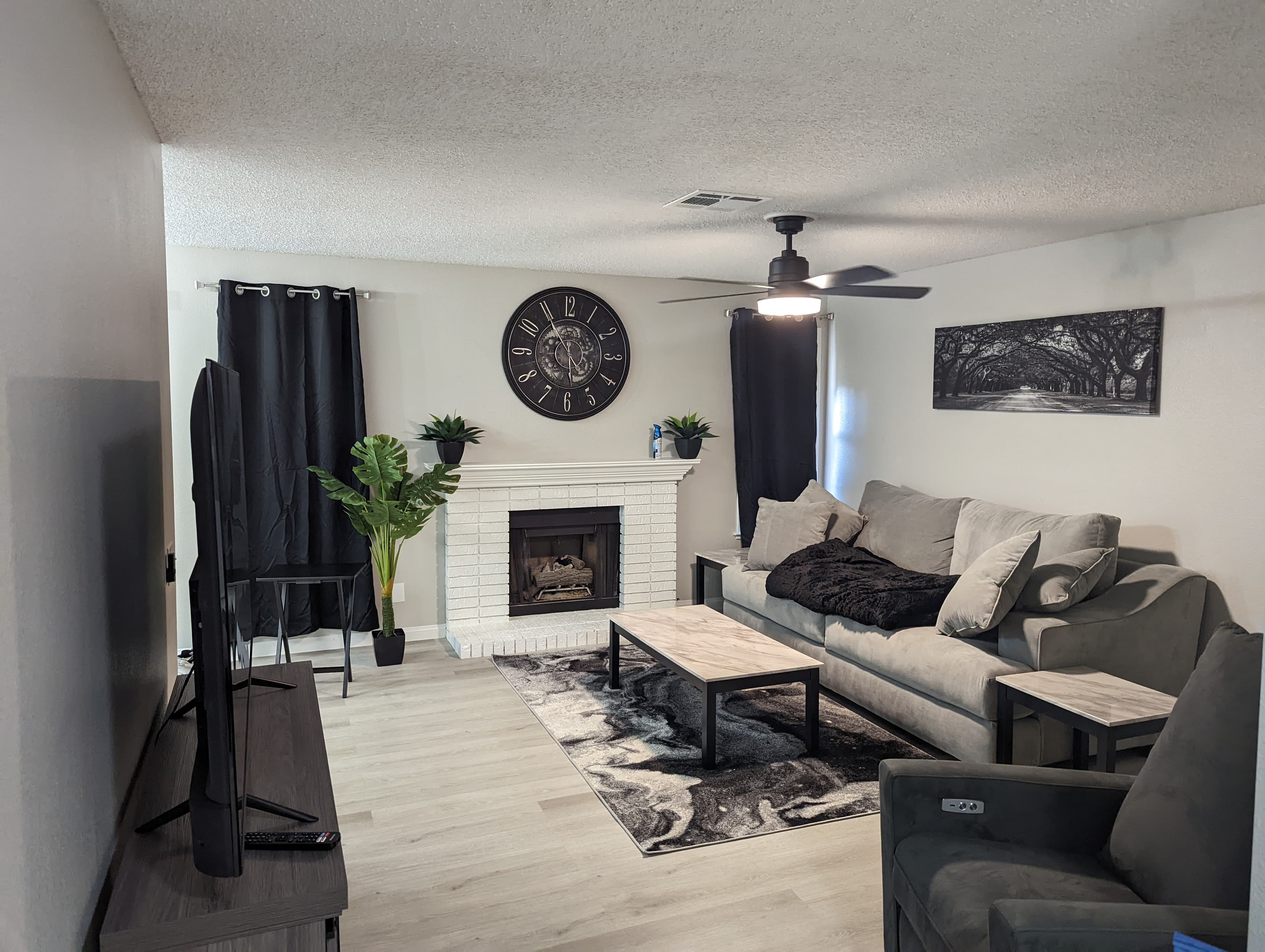 Casa Mesa Villas by way of Trop Ave