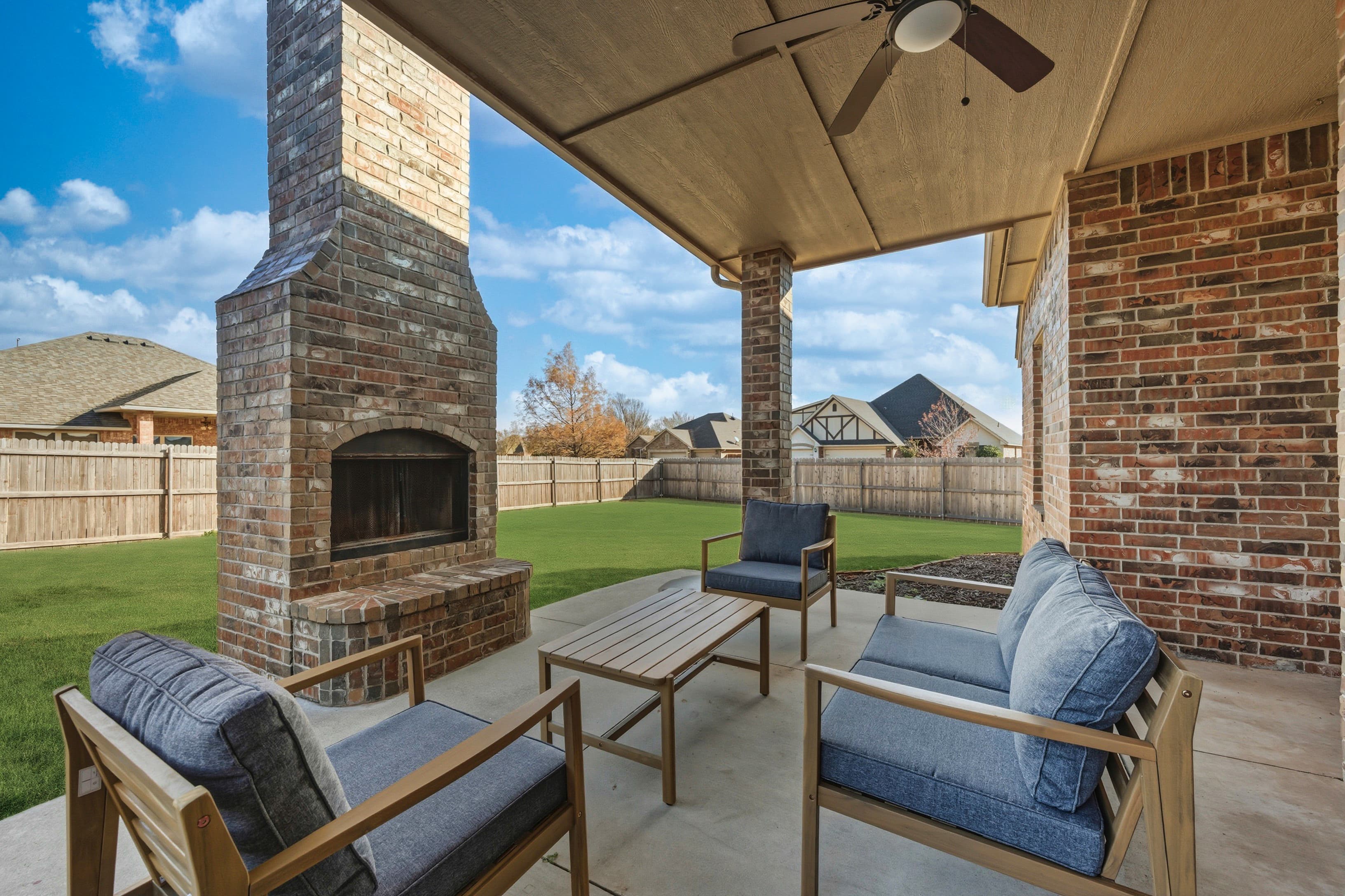 Family-Friendly 4BD -2.5 Bath Home 4