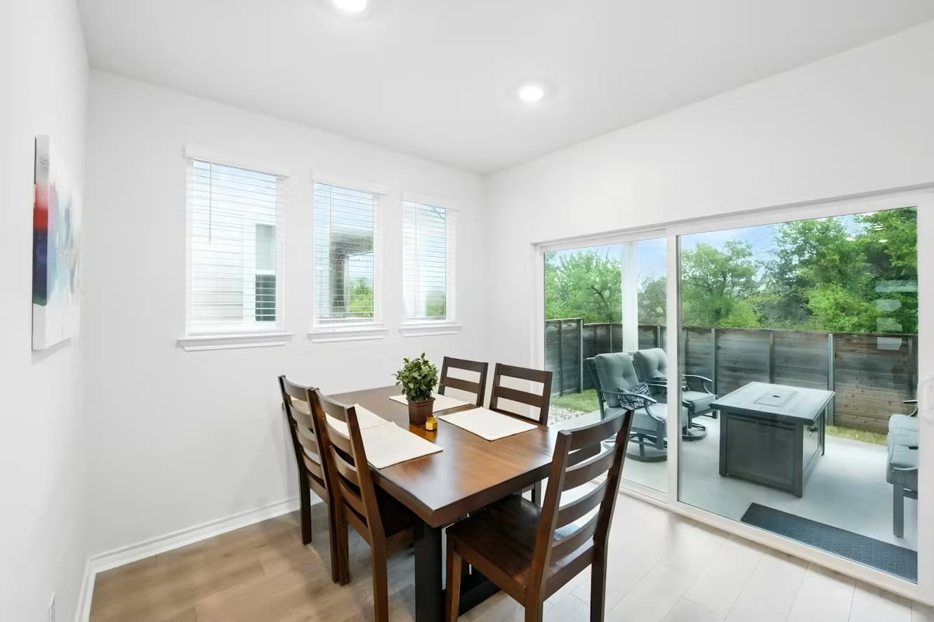 3BR minutes from downtown Austin 4
